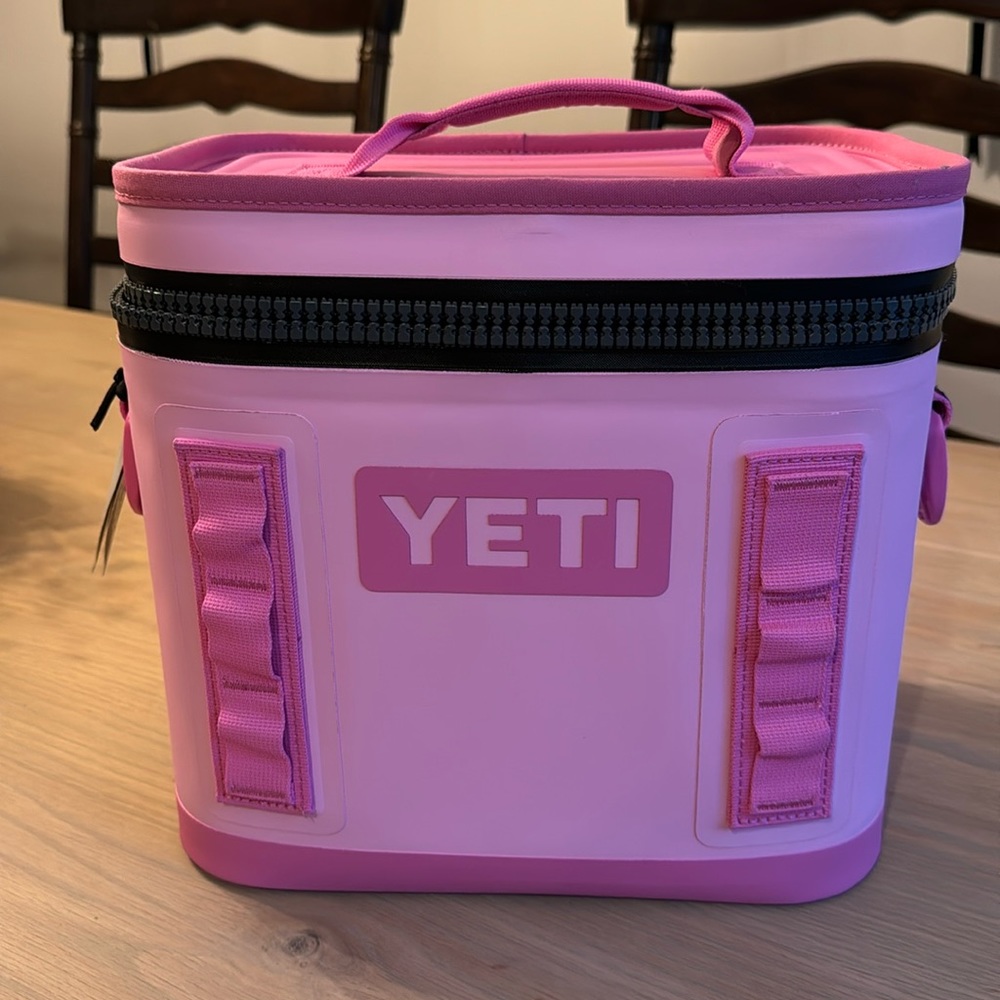 Brand New Yeti Hopper Flip 8 Power Pink Cooler